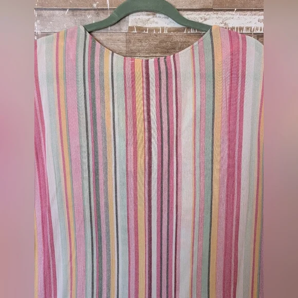 Savannah Jane Embroidered V Neck Tunic With Embroidery On Bell Sleeves - Picture 15 of 16